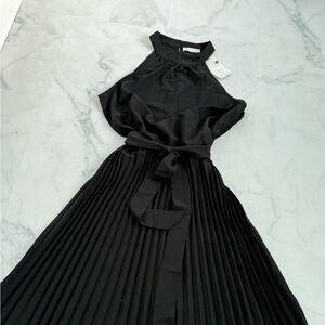 Elegant Black Sleeveless Dress NWT
